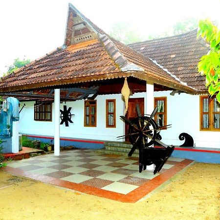 Valentine'S Rice Bowl Home Stay Alappuzha ภายนอก รูปภาพ