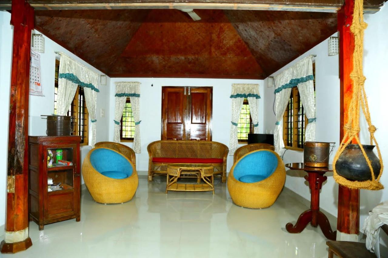 Valentine'S Rice Bowl Home Stay Alappuzha ภายนอก รูปภาพ
